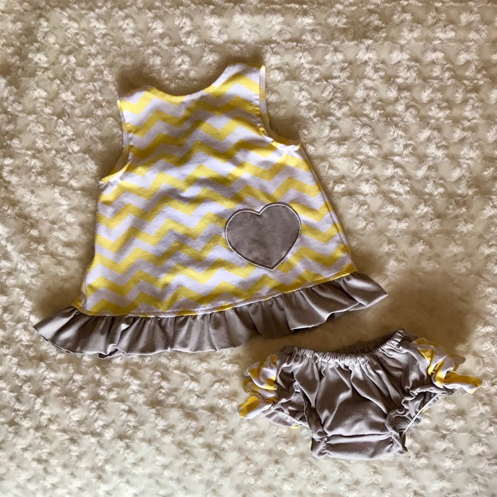 Handmade 2T/3T Swing Back bloomer outfit
